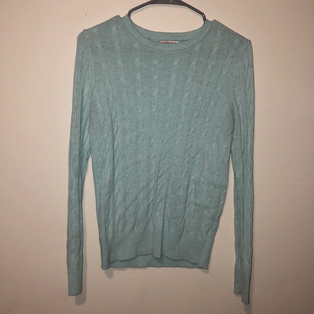 Fitted knit sweater